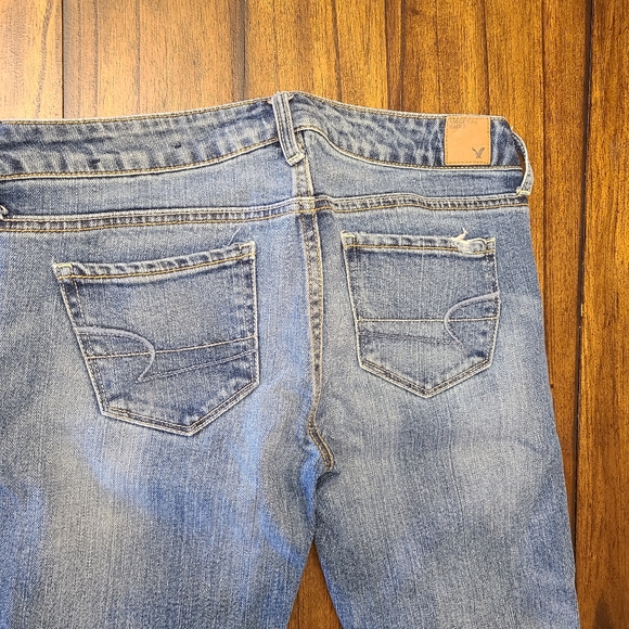 American Eagle Cropped jeans - Picture 2 of 3